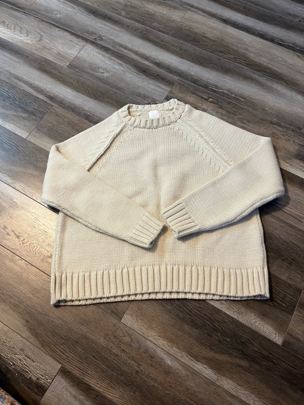 H&M Cream Raglan-Sleeved Sweater - Picture 4 of 8